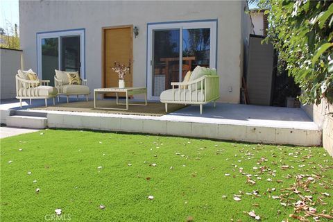 Photo of 1037 Pleasantview AVE #A, Venice, CA 90291 (MLS # SB26148284)