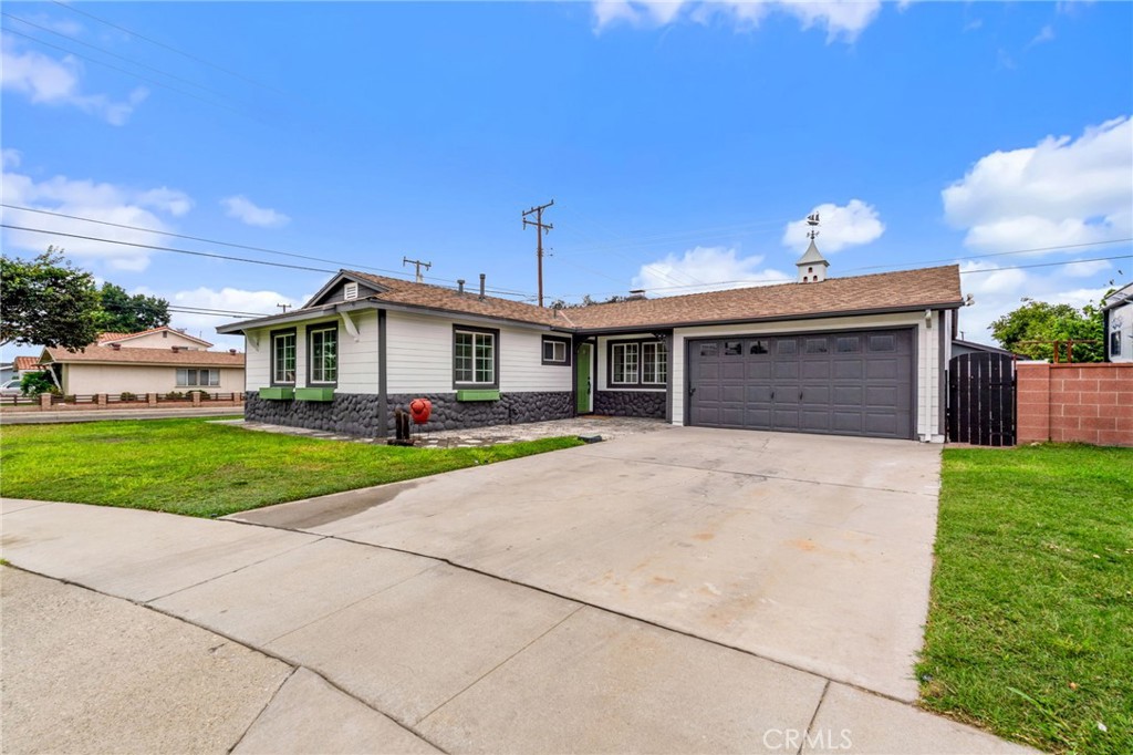 Welcome to this beautifully fully remodeled home tucked in a peaceful cul-de-sac in Buena Park. This 3-bed, 2-bath residence.
Every detail has been updated: fresh interior & exterior paint, new flooring, new windows, modern lighting, and custom cabinetry throughout. Step into a cozy living room framed by a brick fireplace with a striking mantle.
Outside, enjoy excellent curb appeal in a nice neighborhood setting, plus a spacious and private backyard, ideal for entertaining or quiet relaxation.
Location is key! This home is conveniently close to Citrus College, a variety of restaurants, local parks, and entertainment like Knott’s Berry Farm.
With its prime address, full remodel, and thoughtful upgrades, this home is truly move-in ready and poised to impress.