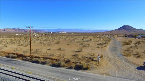 Photo of 47229238 Quarry Road, Apple Valley, CA 92307 (MLS # HD25243968)