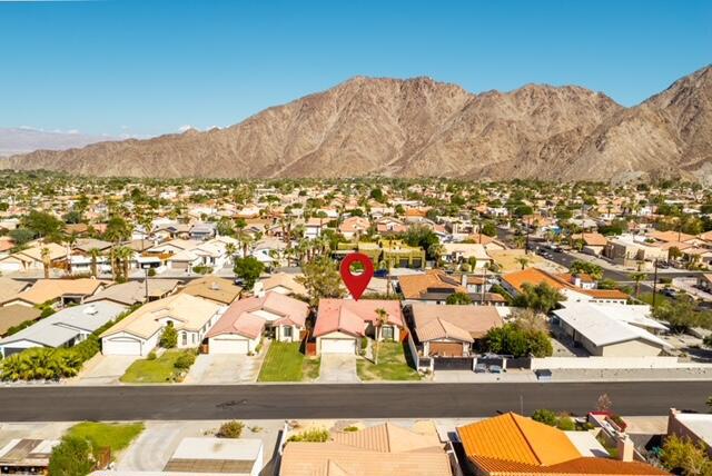 53700 Avenida Rubio