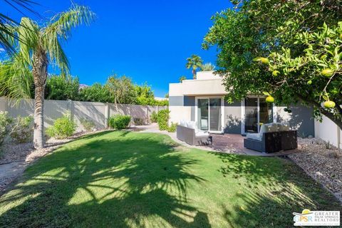 Photo of 1505 Sunflower Circle, Palm Springs, CA 92262 (MLS # 26669311PS)