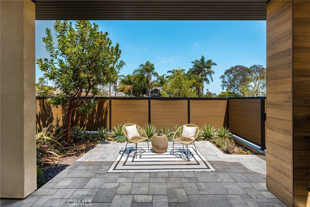 603 Delaware Street, Huntington Beach CA 92648 - Photo 12