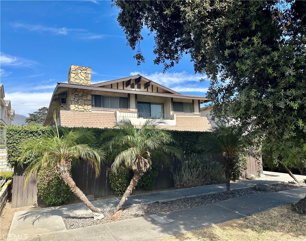 135 Diamond Street
