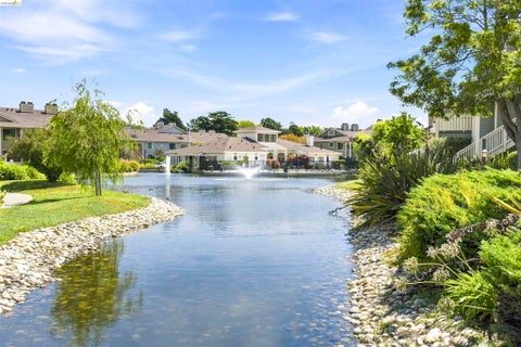 Photo of 109 Shoreline Ct, Richmond, CA 94804 (MLS # 41149984)