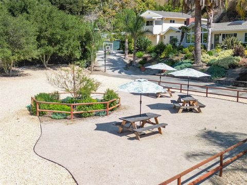 Photo of 21421 Stans Lane Ln, Laguna Beach, CA 92651 (MLS # LG25237152)