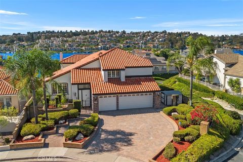 22691 Lajares Mission Viejo CA 92692