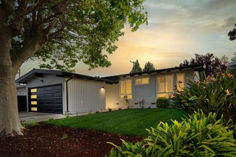 Photo of 757 Gridley Street, San Jose, CA 95127 (MLS # ML82041632)