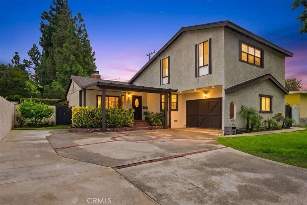 946 S Mccloud