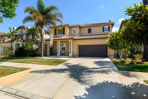 Photo of 636 Ibiza Lane, Oxnard, CA 93035 (MLS # V1-32511)
