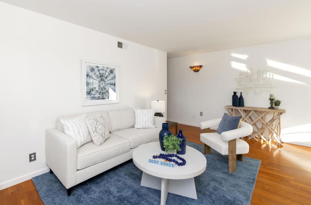 4460 Diamond Street 4