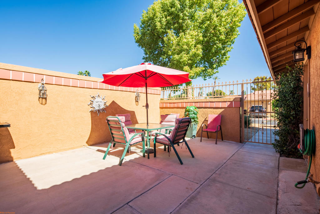 49189 Russell Lane
