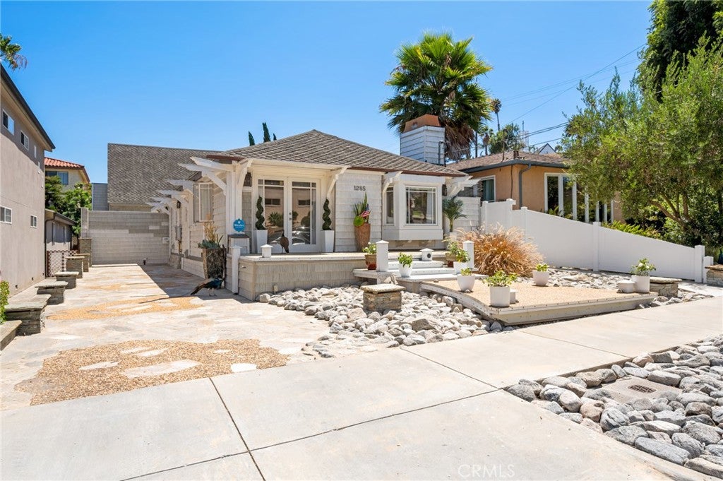1285 W 23rd Street