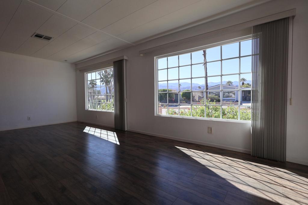 Palm Desert Greens - Manufactured In Park