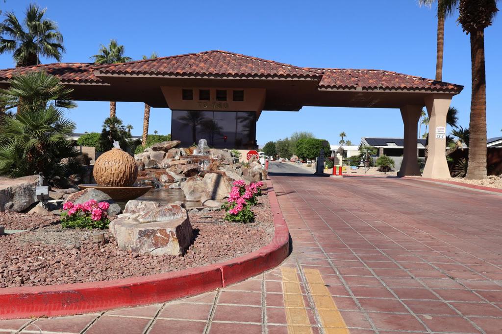 Palm Desert Greens - Manufactured In Park