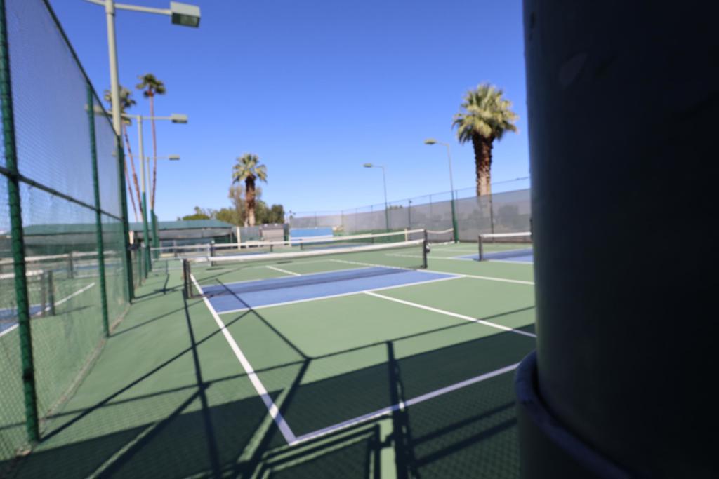 Palm Desert Greens - Manufactured In Park