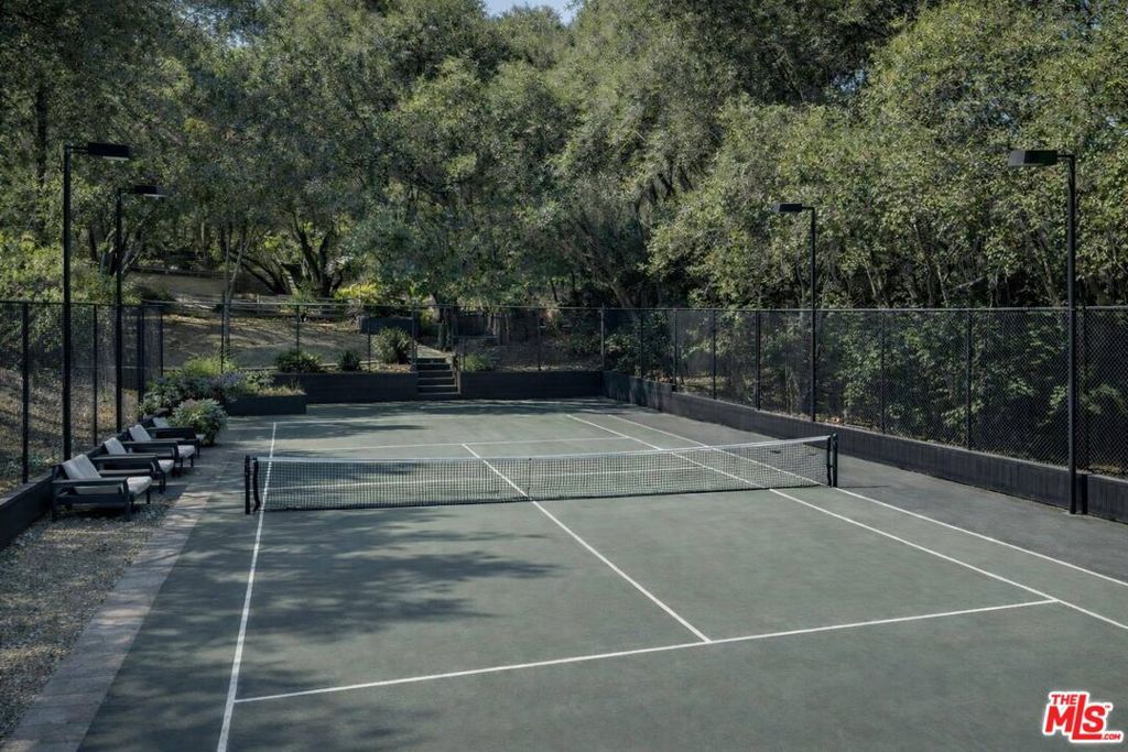 Photo of 730 Crater Camp Drive, Calabasas, CA 91302 (MLS # 26660803)