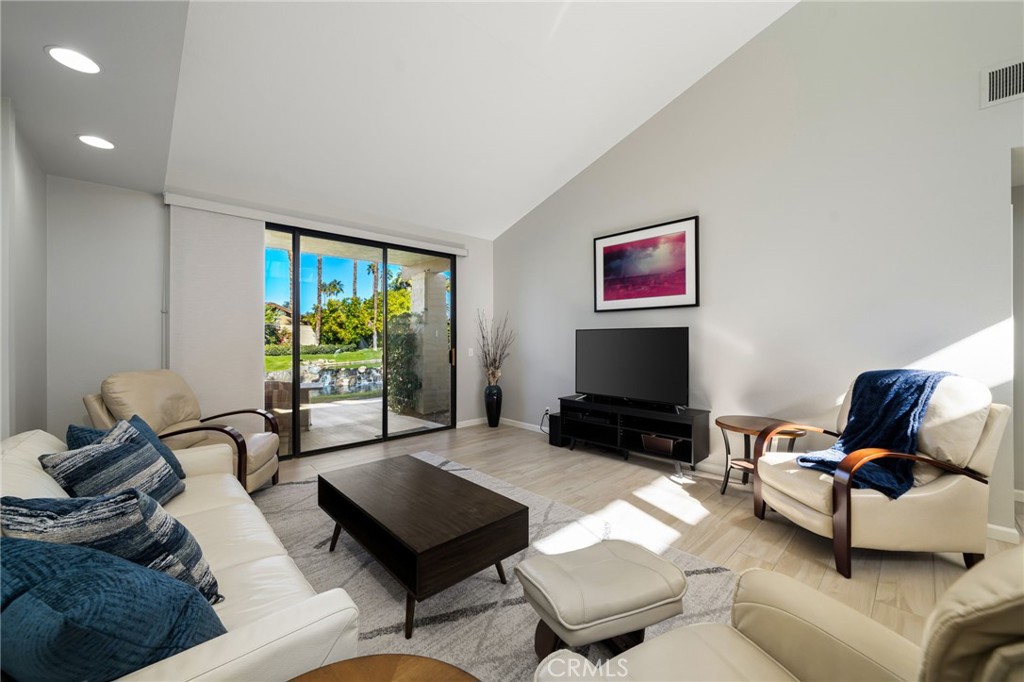 The Lakes Country Club (32429) - Residential