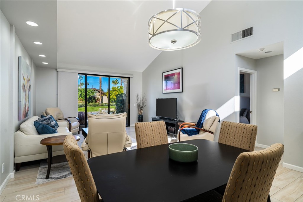 The Lakes Country Club (32429) - Residential