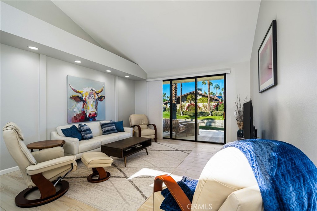 The Lakes Country Club (32429) - Residential