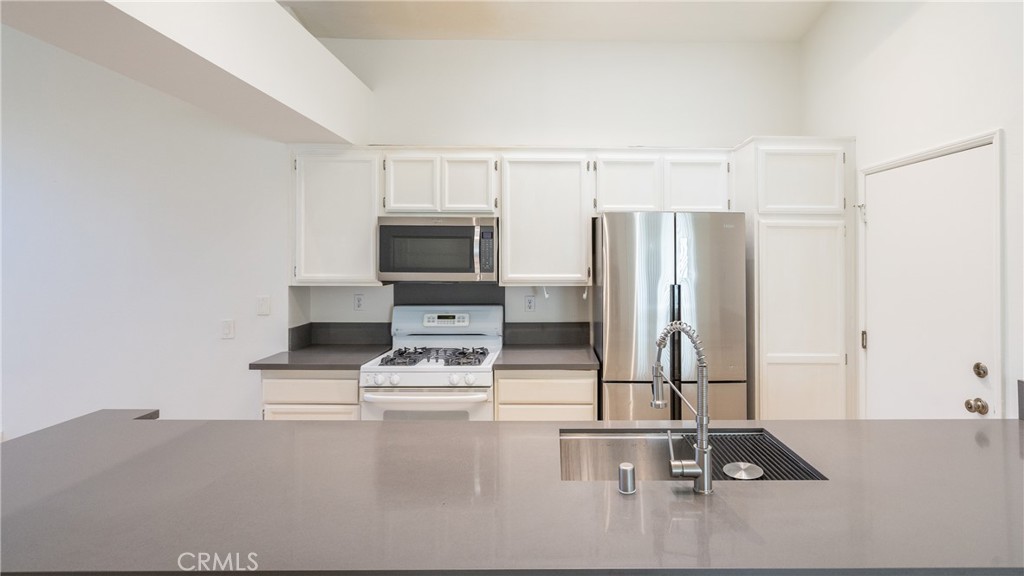 Campus Hills (Classic) (341) - Residential Lease