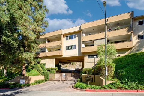 Photo of 1935 Alpha Rd #214, Glendale, CA 91208 (MLS # GD26090705)