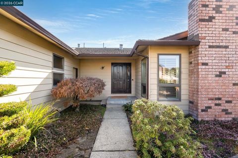 Photo of 7591 Northland Pl Pl, San Ramon, CA 94583 (MLS # 41137904)