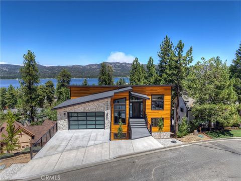 Photo of 40564 Ironwood Road, Big Bear Lake, CA 92315 (MLS # PW25184800) Photo of 40564 Ironwood Road, Big Bear Lake, CA 92315 (MLS # PW25184800)