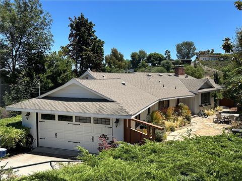 Photo of 27620 Eastvale Road, Palos Verdes Peninsula, CA 90274 (MLS # SB25167601) Photo of 27620 Eastvale Road, Palos Verdes Peninsula, CA 90274 (MLS # SB25167601)