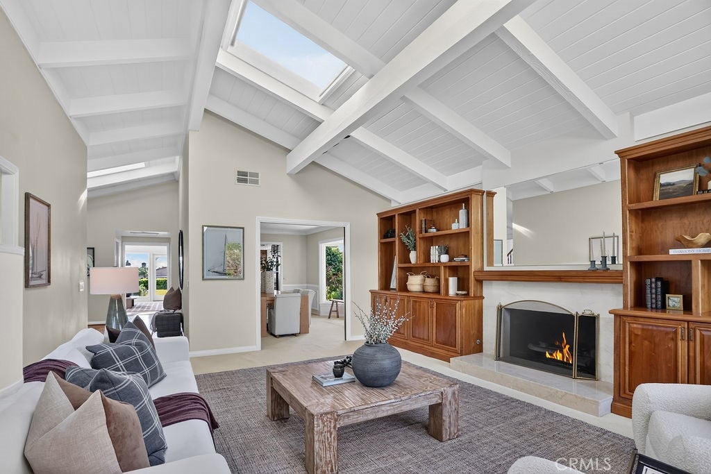2715 Island View Drive, Corona Del Mar CA 92625 - Photo 13