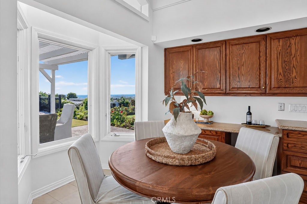 2715 Island View Drive, Corona Del Mar CA 92625 - Photo 20