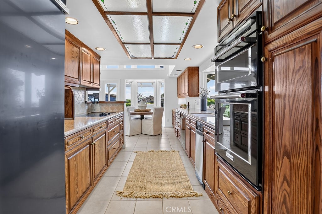 2715 Island View Drive, Corona Del Mar CA 92625 - Photo 21