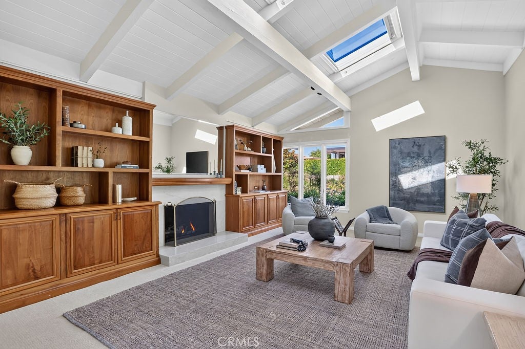 2715 Island View Drive, Corona Del Mar CA 92625 - Photo 9