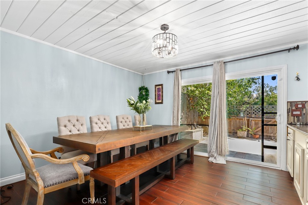 23711 Whale Cove