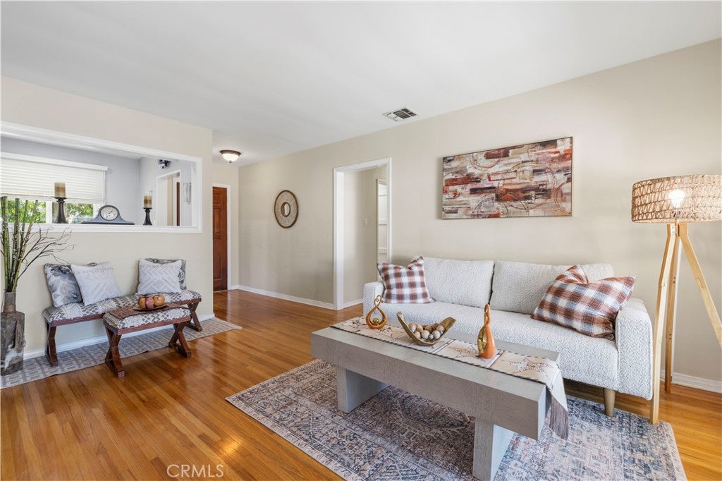 8449 Glencrest Drive