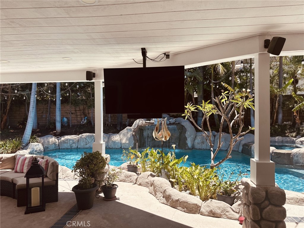 7702 E. Live Oak
