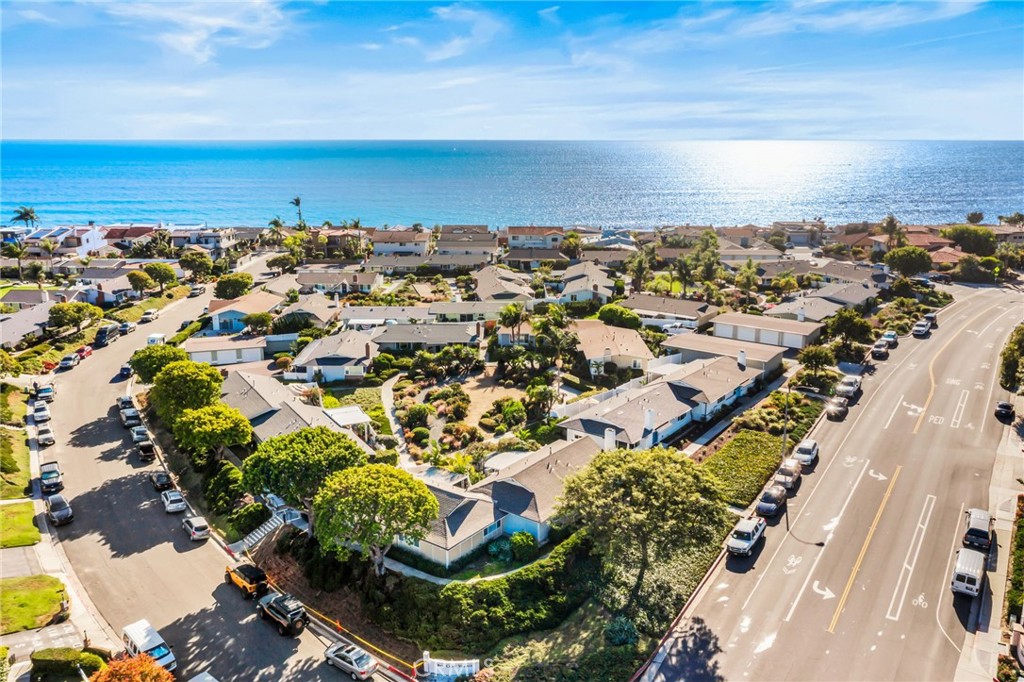Bay Cliff Village (BV) - Residential