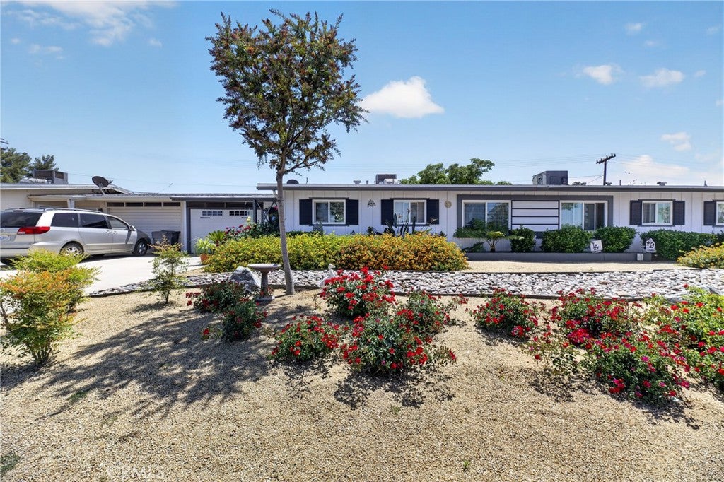 26381 Cherry Hills