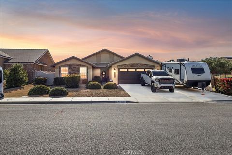 Photo of 2048 Thistle Ave, Palmdale, CA 93550 (MLS # SR26043401)