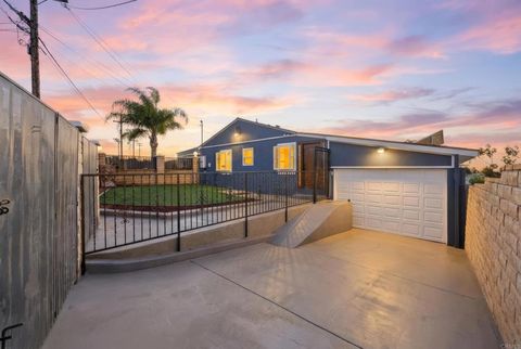 Properties 37 962 Hanover Street San Diego CA 92114