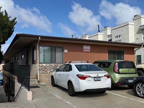 Photo of 4826 Santa Cruz Ave AVE, San Diego, CA 92107 (MLS # 260024708SD)