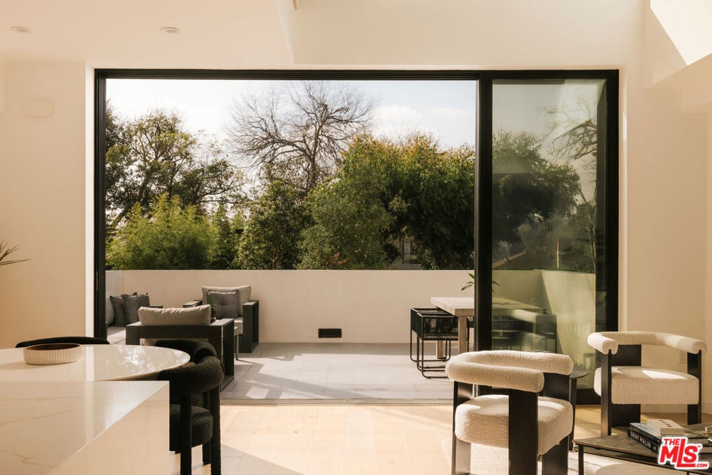 Photo of 2919 Waverly #101, Los Angeles, CA 90039 (MLS # 26974851)