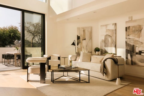 Photo of 2919 Waverly #101, Los Angeles, CA 90039 (MLS # 26974851)