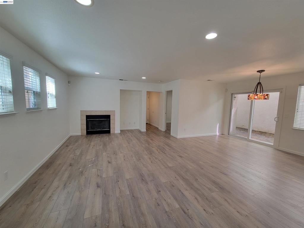 313 Turnstone Cir