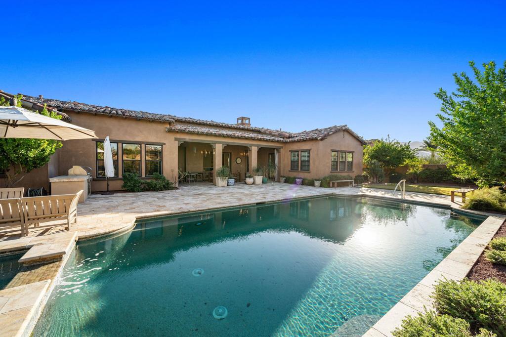 5 Cassis Circle