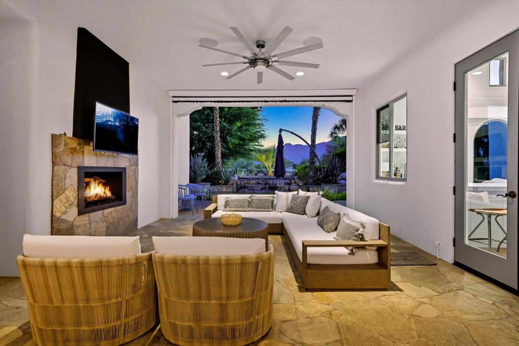 PGA Greg Norman - Residential