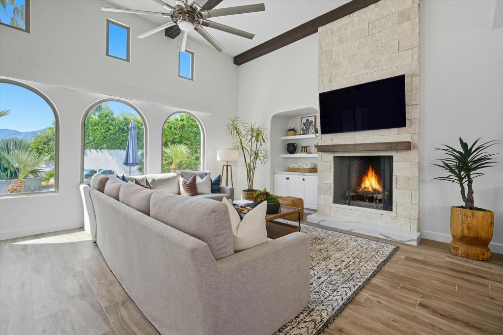 PGA Greg Norman - Residential
