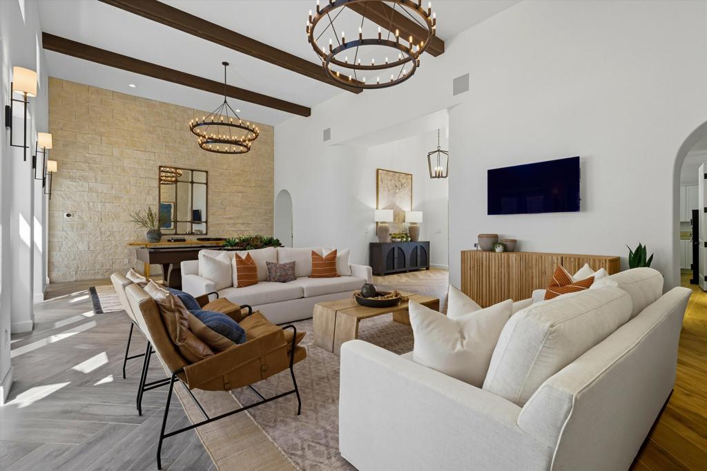 PGA Greg Norman - Residential