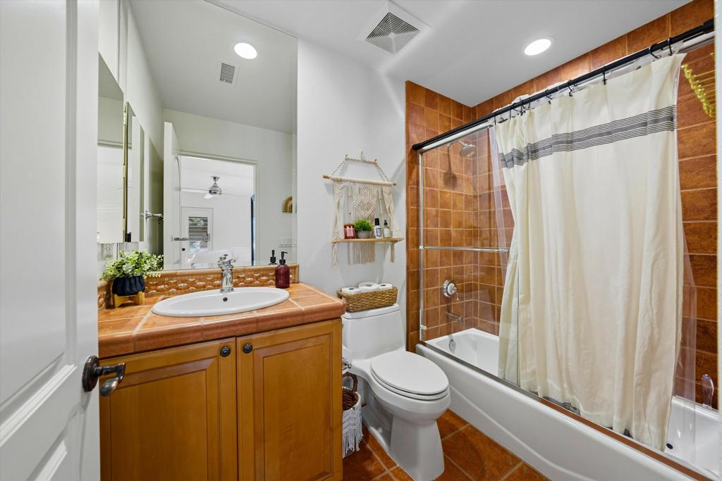PGA Greg Norman - Residential