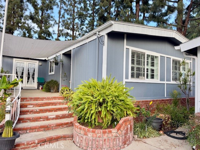 5200 Irvine Boulevard 183