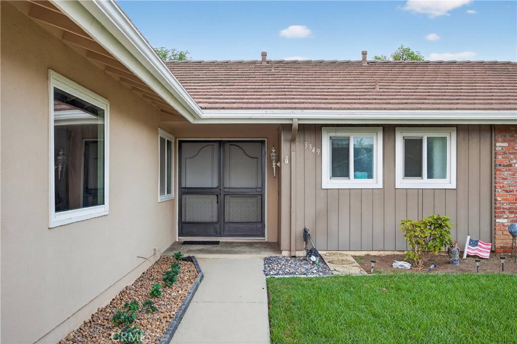 3349 Greenleaf Drive